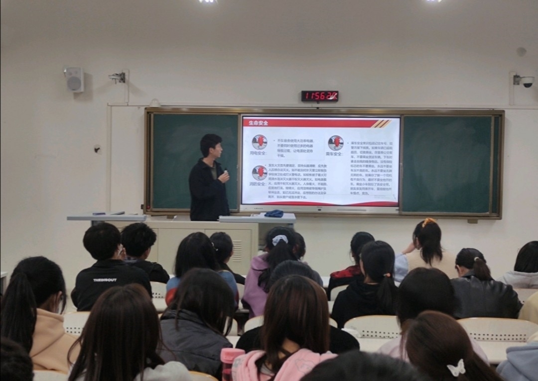 9455C2310F7EB52F16D00DA5FBFA7F5E.jpg 9455C2310F7EB52F16D00DA5FBFA7F5E.jpg