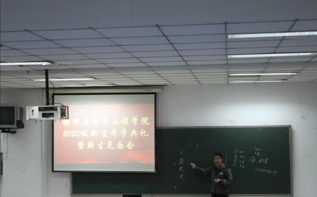 4C66B742FF0F99F47DE4B2DF085E7741.jpg 4C66B742FF0F99F47DE4B2DF085E7741.jpg