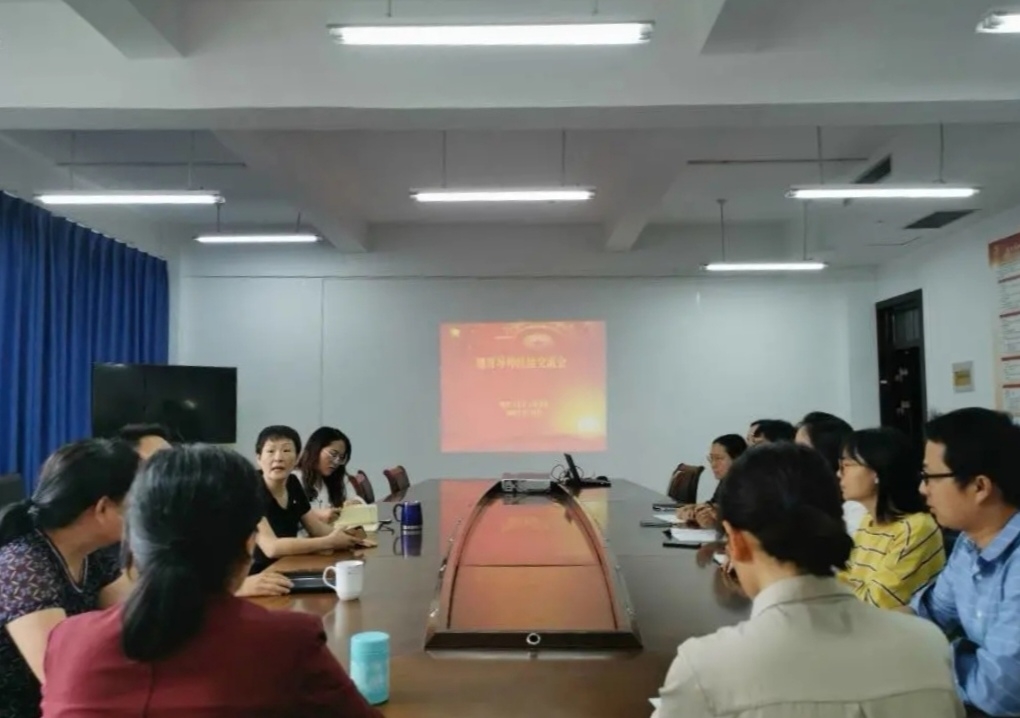 9C5F54CA2F04D7945DA723A2FF9844E0.jpg 9C5F54CA2F04D7945DA723A2FF9844E0.jpg