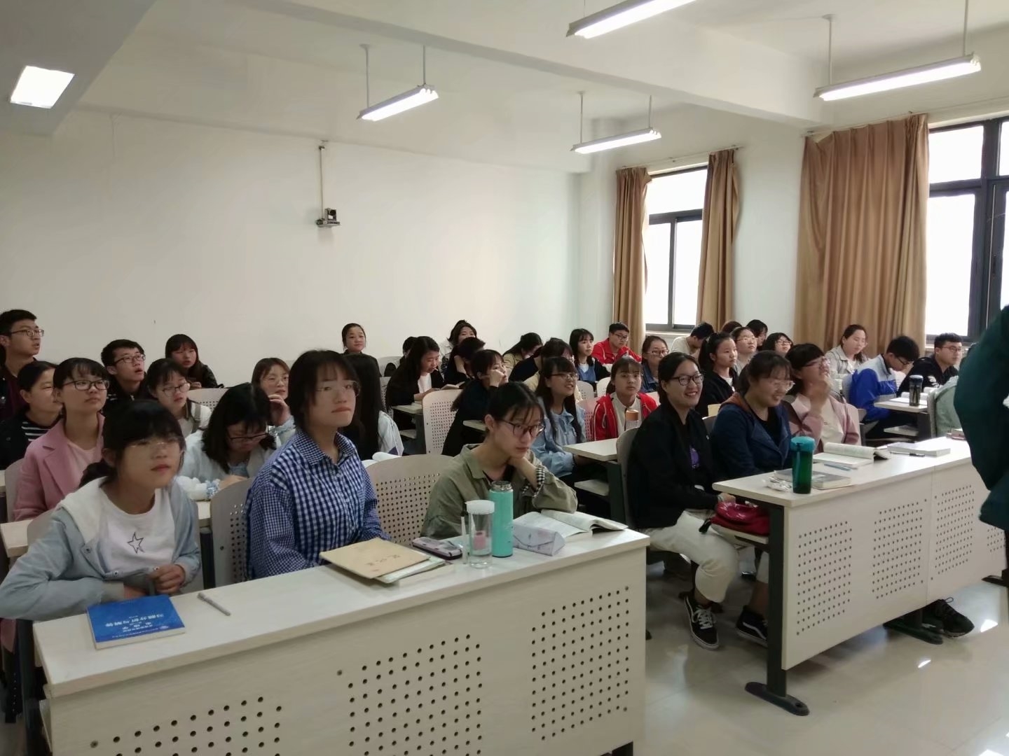 Cache_6cb7937783c6279..jpg Cache_6cb7937783c6279..jpg