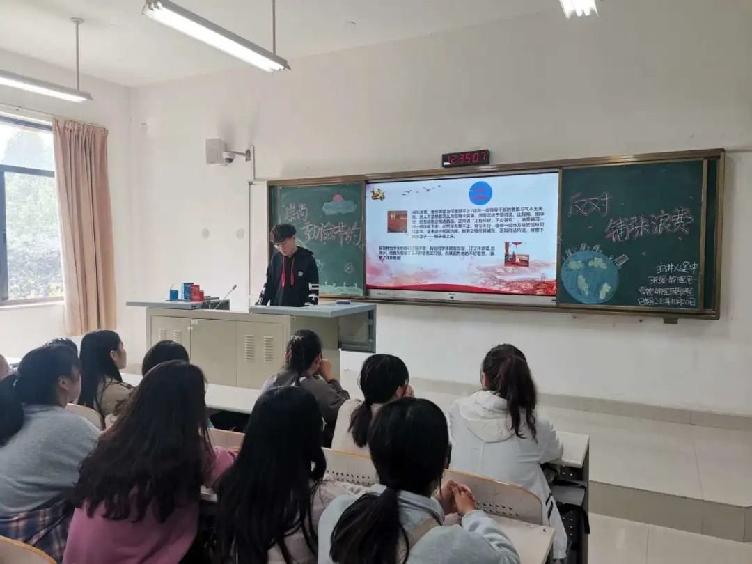 82C669C9AD63205C130B48D386BA6AE2.jpg 82C669C9AD63205C130B48D386BA6AE2.jpg