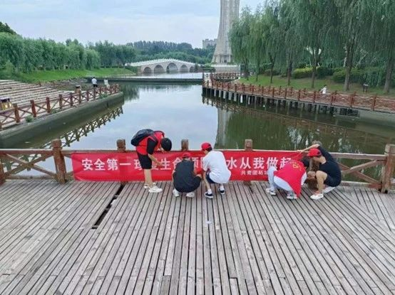 444444.png 444444.png