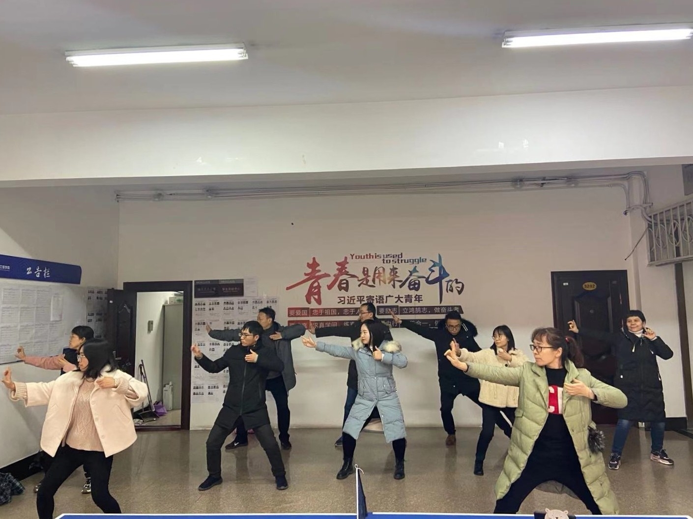 90B974F0689958861A126C0D1AE4E356.jpg 90B974F0689958861A126C0D1AE4E356.jpg