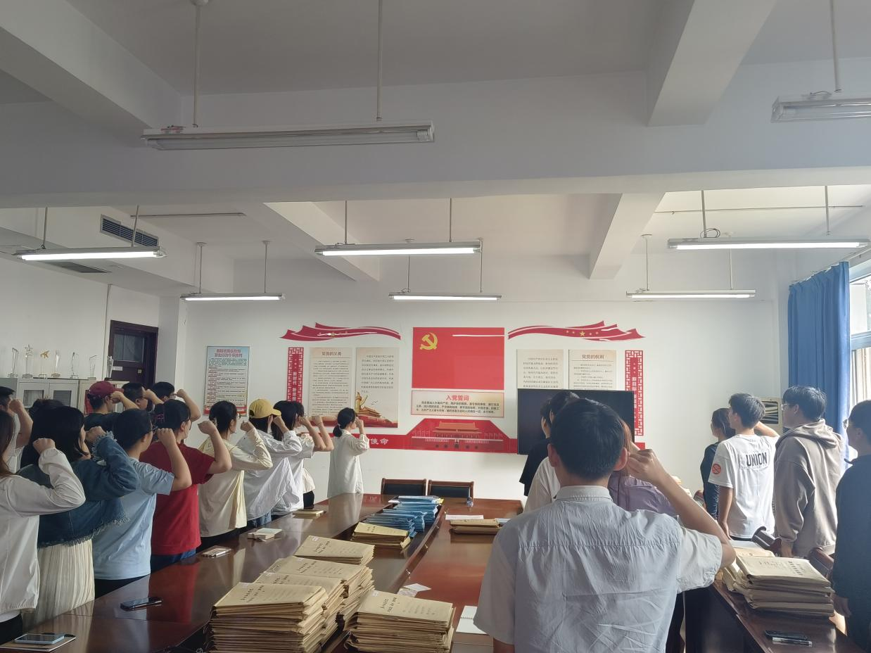 图片2.png 图片2.png