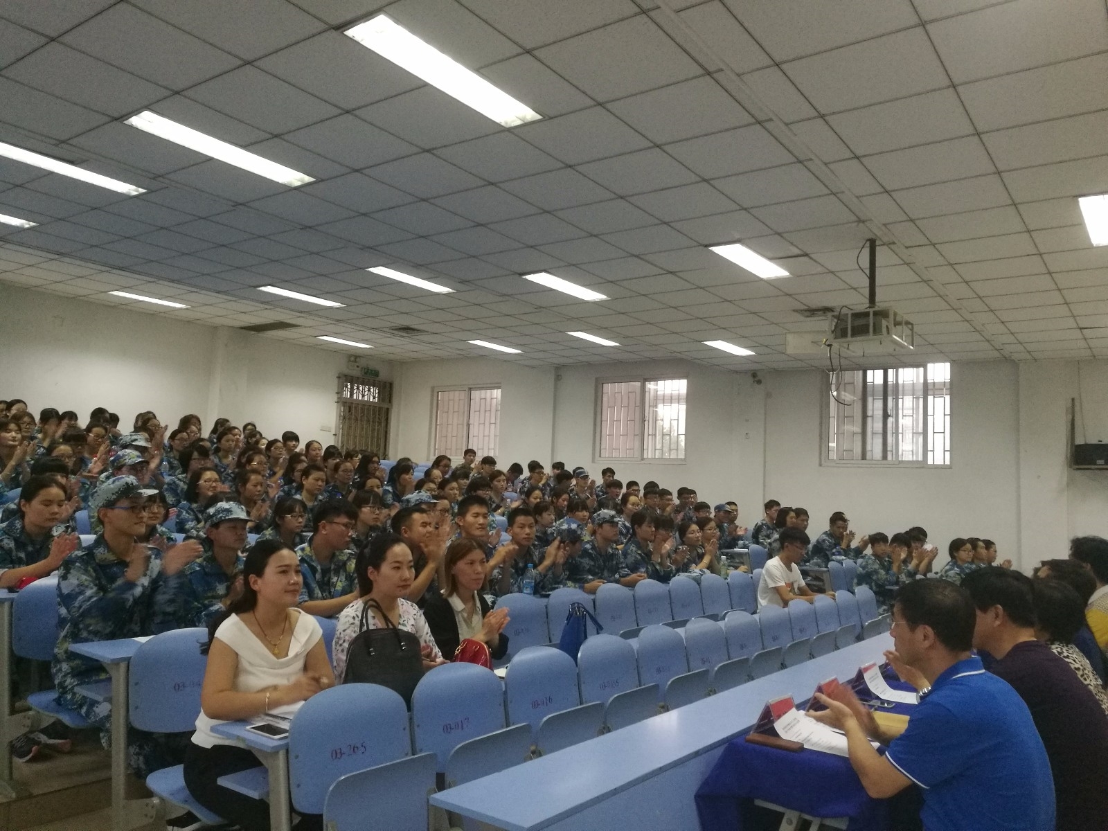 8300909D855F99E2B196465756C9E499.jpg 8300909D855F99E2B196465756C9E499.jpg