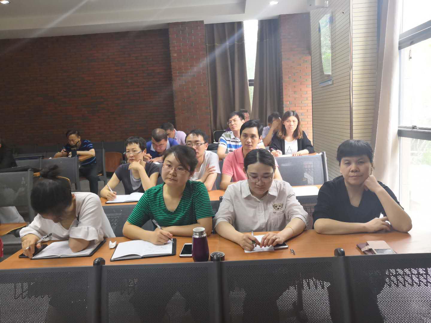 图片1.png 图片1.png