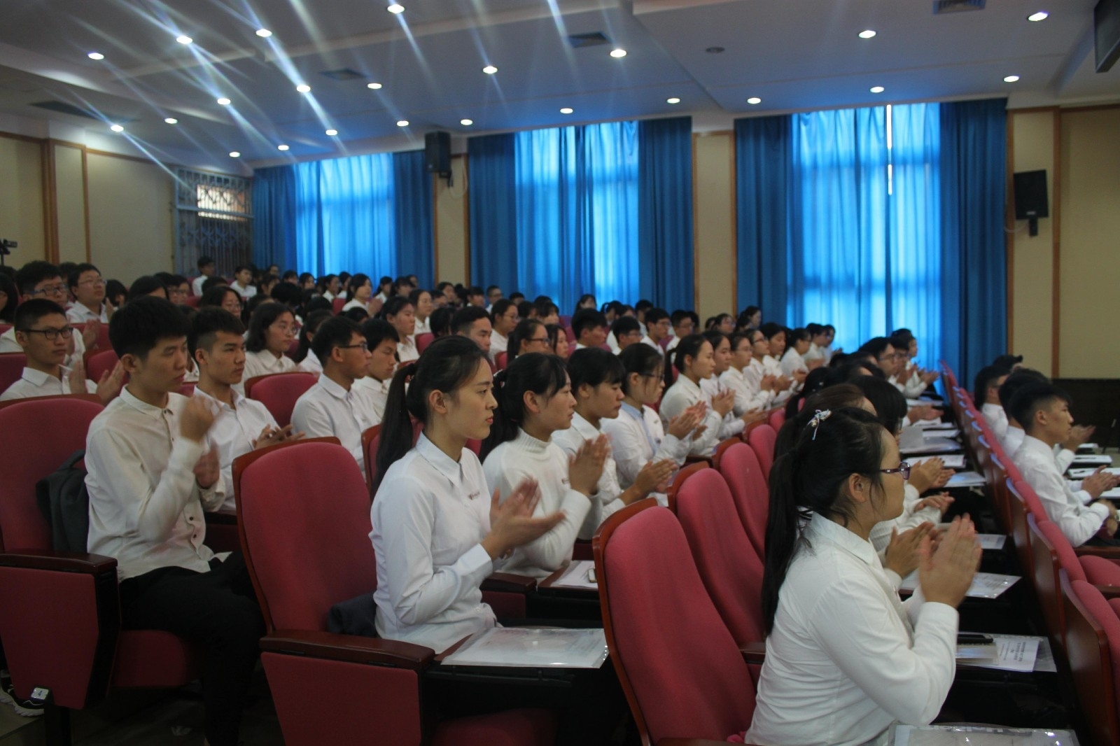 IMG_9035_爱奇艺.jpg IMG_9035_爱奇艺.jpg